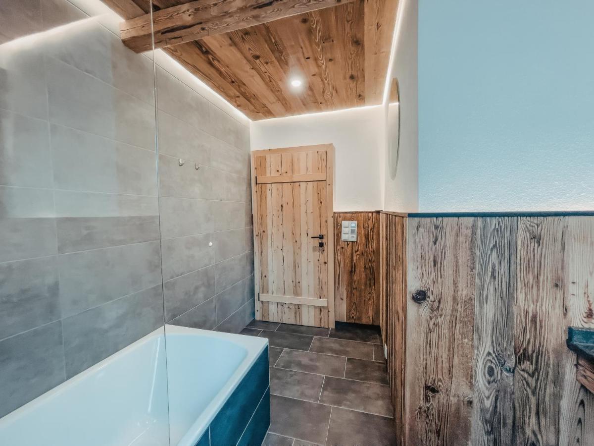 Oldwood Chalet - Balcony & Car Park By Alpenluxus Appartements 菲根 外观 照片