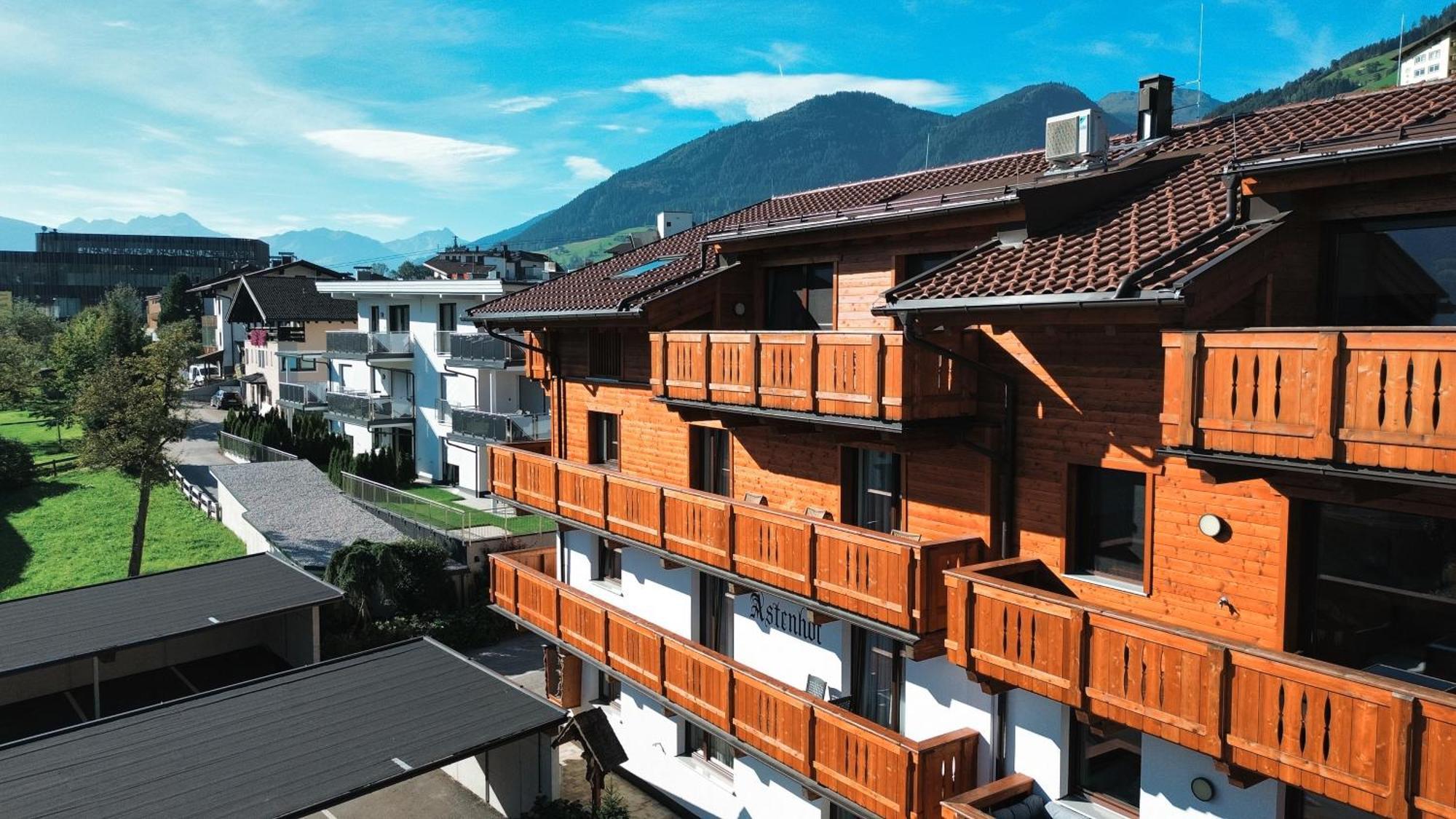 Oldwood Chalet - Balcony & Car Park By Alpenluxus Appartements 菲根 外观 照片
